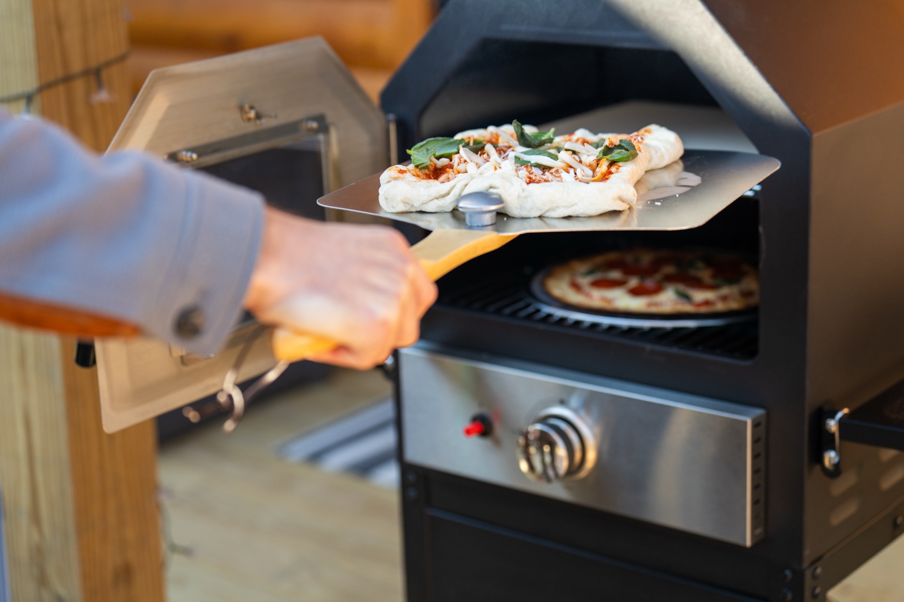 Pizza oven